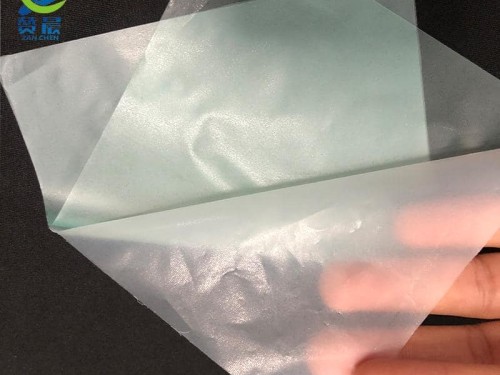 tpu熱熔膠膜低溫綠膜 耐水洗粘性強 環(huán)保tpu熱熔膜貼合